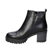 CHIKA10 PILAR 28 NEGRE-2